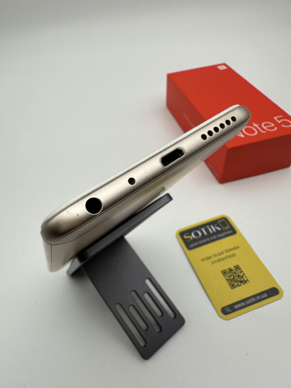Xiaomi Redmi Note 5 4/64 БУ Gold