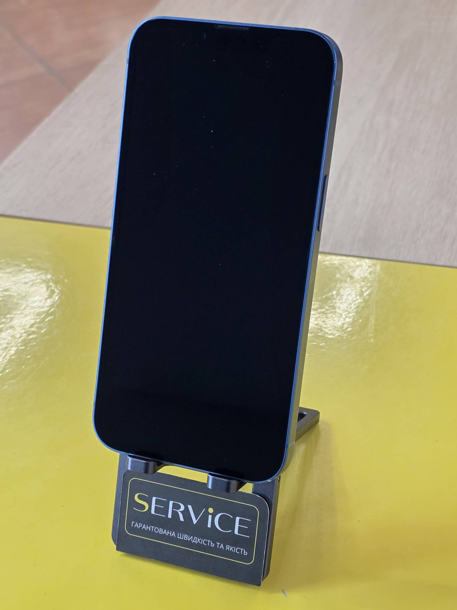 Apple Iphone 13256 Blue