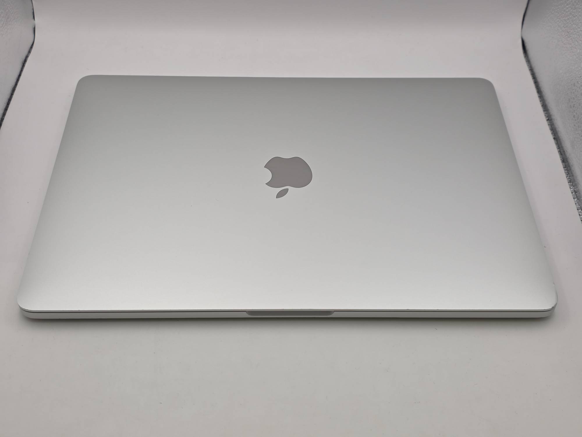Apple MacBook Pro (A1708) 8/256