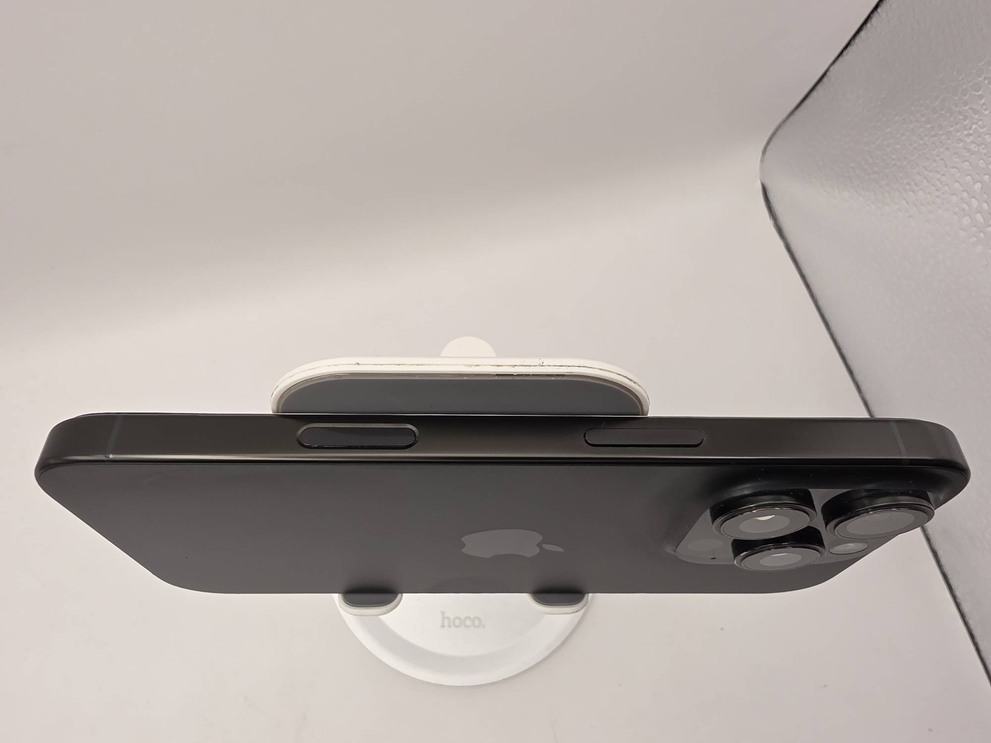 Apple iPhone 16 Pro 128 Black titanium - Зображення 5