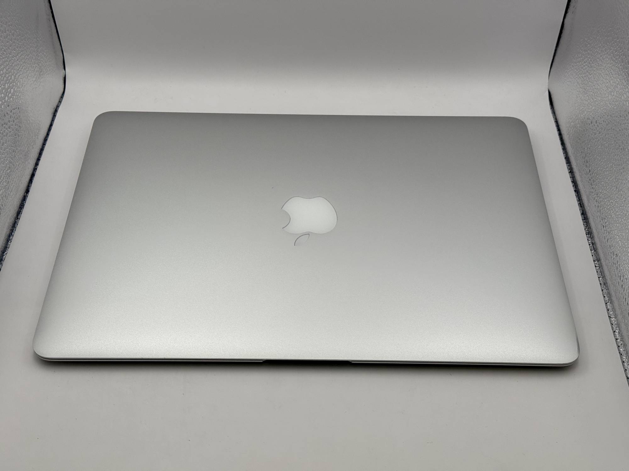 Ноутбук Apple Apple MacBook Air A1369 4/128