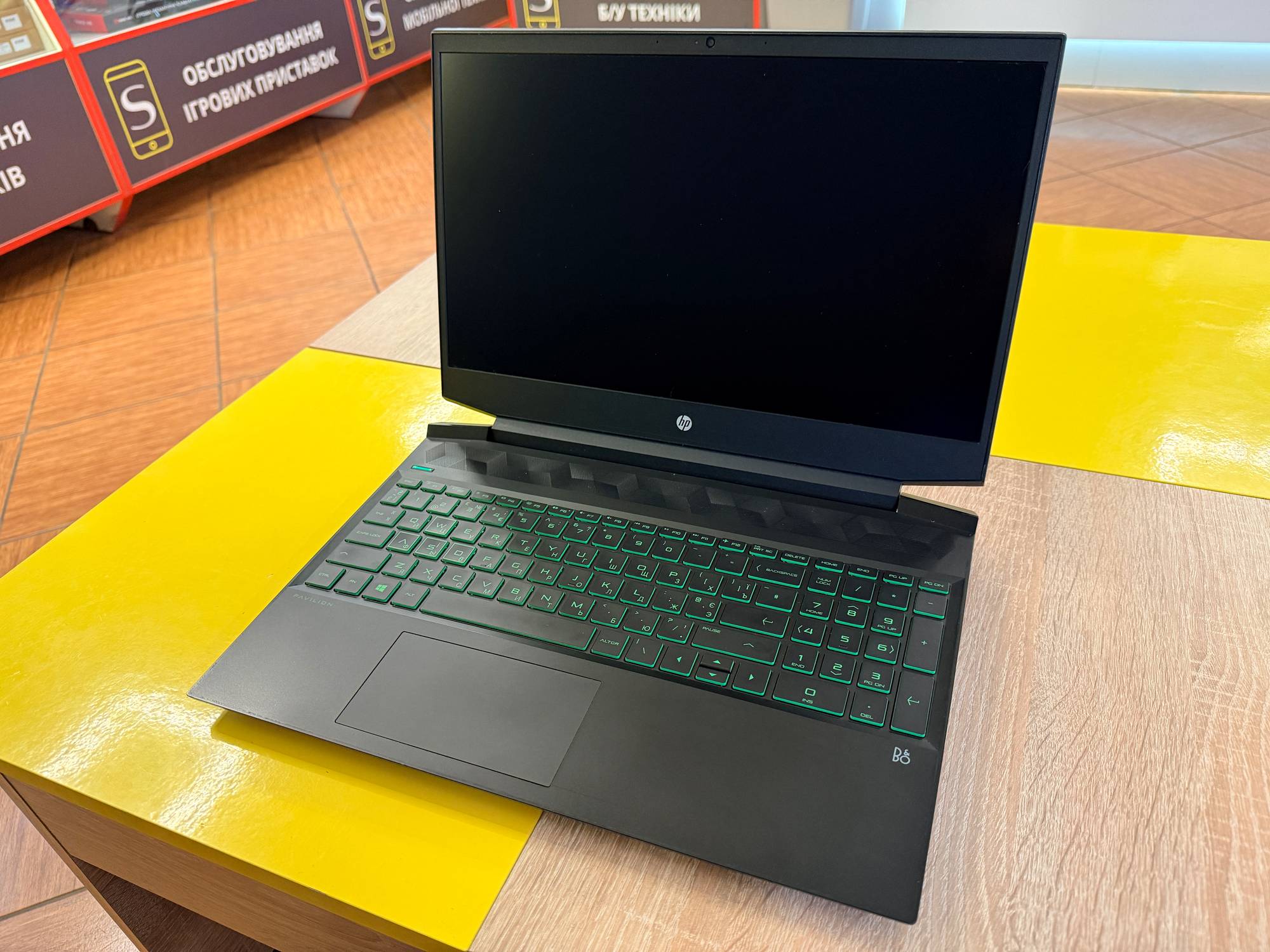 Ноутбук HP Pavilion 15 (ec1006na) 16/512