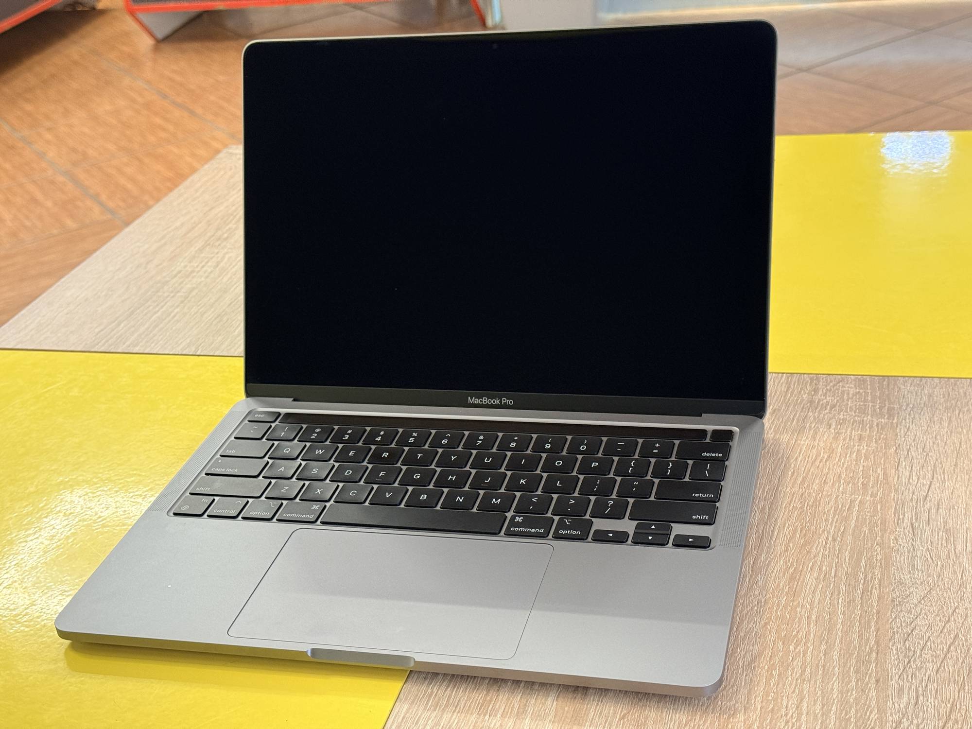 Ноутбук Apple MacBook Pro 13 2020 (A2338) 8/256