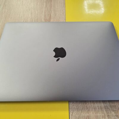 Ноутбук Apple MacBook Pro (A2159) 8/256