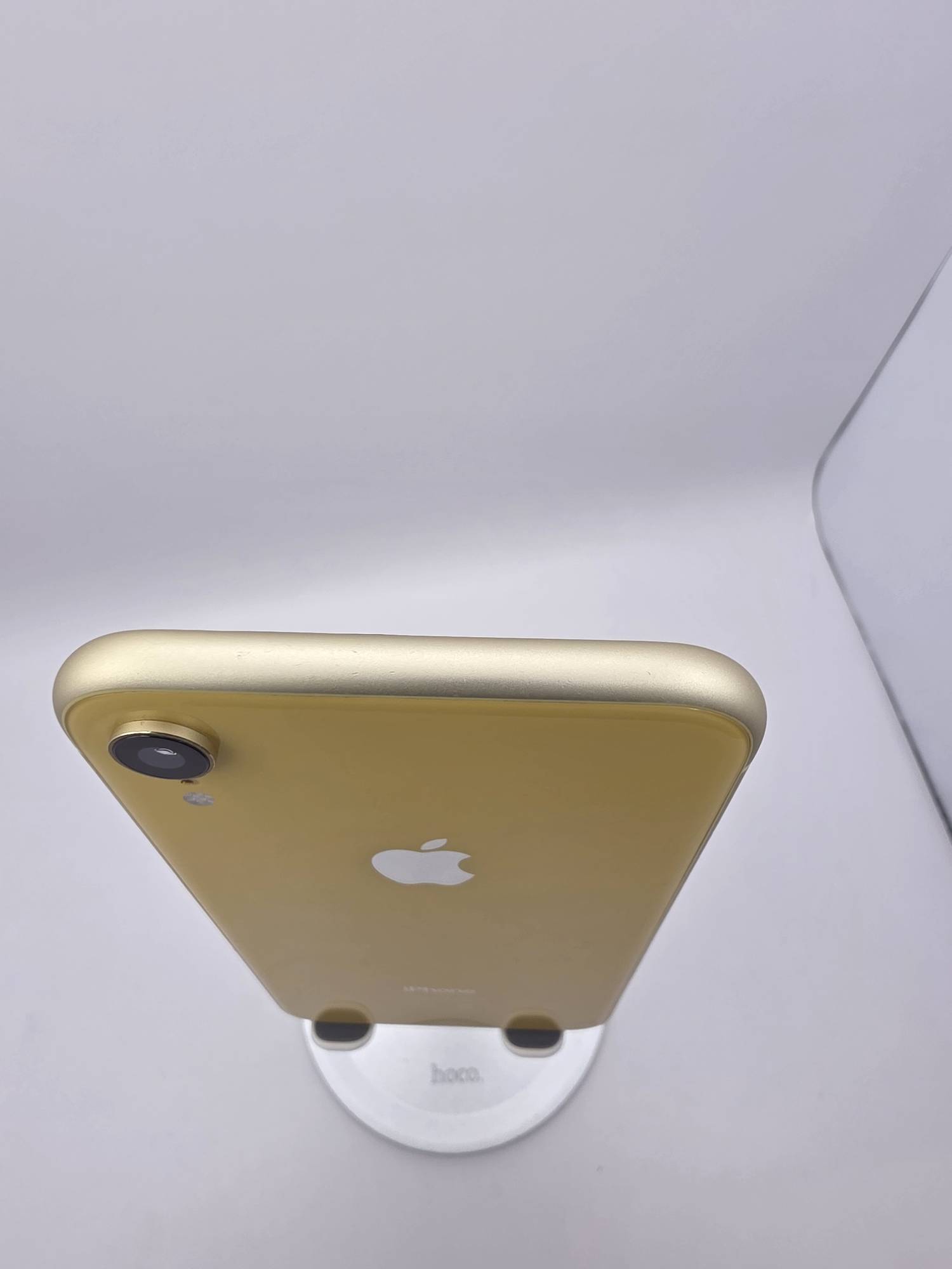 Apple iPhone XR 64 Yellow - Зображення 4